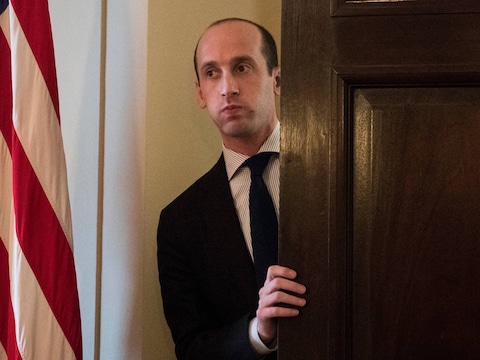 Stephen Miller toen die arriveerde op het Witte Huis voor een vergadering over de grensbewaking in februari 2018.