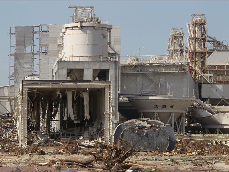 De zwaar beschadigde kerncentrale van Fukushima.