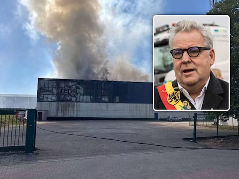 Er woedt een uitslaande brand bij Renewi in Houthalen. Dat bevestigt  burgemeester Alain Yzermans (inzet). 