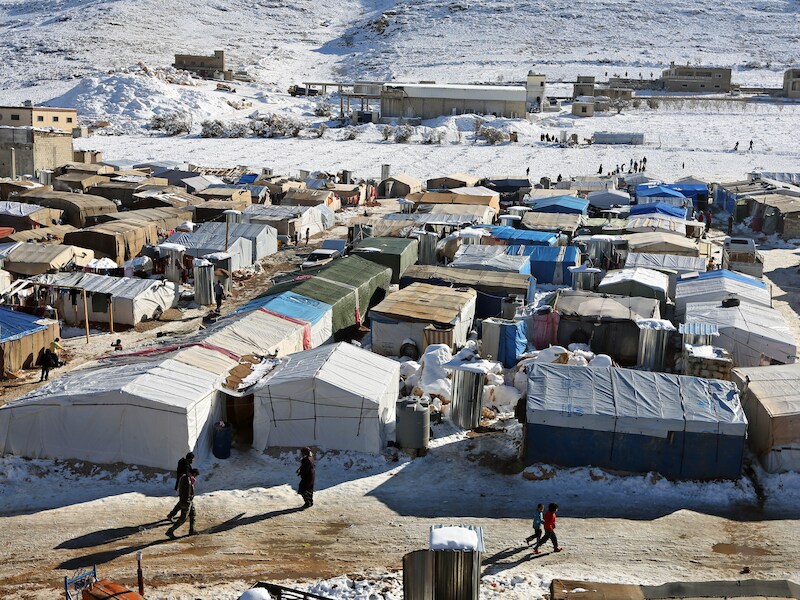 De grensstad Arsal is een van de belangrijkste aanleverroutes voor de rebellen in het Syrische Homs.