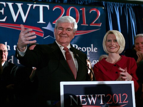 Een glunderende Newt Gingrich met zijn (derde) echtgenote Callista.