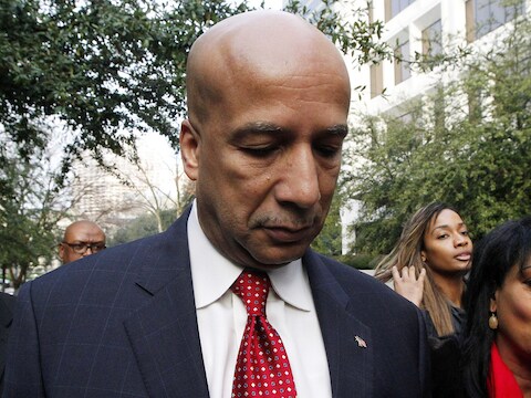 Ray Nagin bij aankomst aan het gerechtsgebouw in New Orleans.