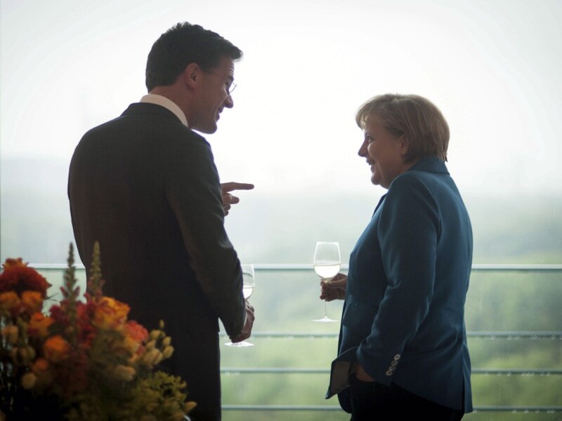 Mark Rutte en Angela Merkel.