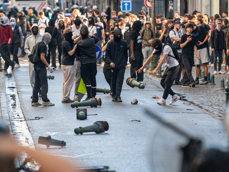 In Luik was het opnieuw onrustig: sinds de start van de scholierenprotesten werden al 130 mensen opgepakt.