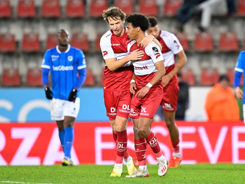 Lukas Willen (Zulte Waregem) legt Kos Karetsas aan banden bij wederoptreden: “Het verbaasde me dat hij zo weinig aan de bal kwam”