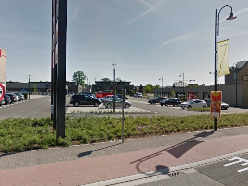 De feiten vonden plaats aan de Carrefour in Bocholt 