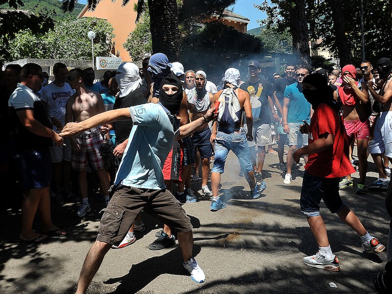De eerste Gay Pride Parade in Montenegro liep volledig uit de hand.
