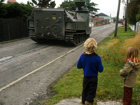 Op 2 april is het 30 jaar geleden dat Argentijnse militairen de eilandengroep binnenvielen.