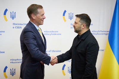 Zelensky ontmoet toplui van defensiebedrijven achter Tomahawk-raketten en Patriot-systemen
