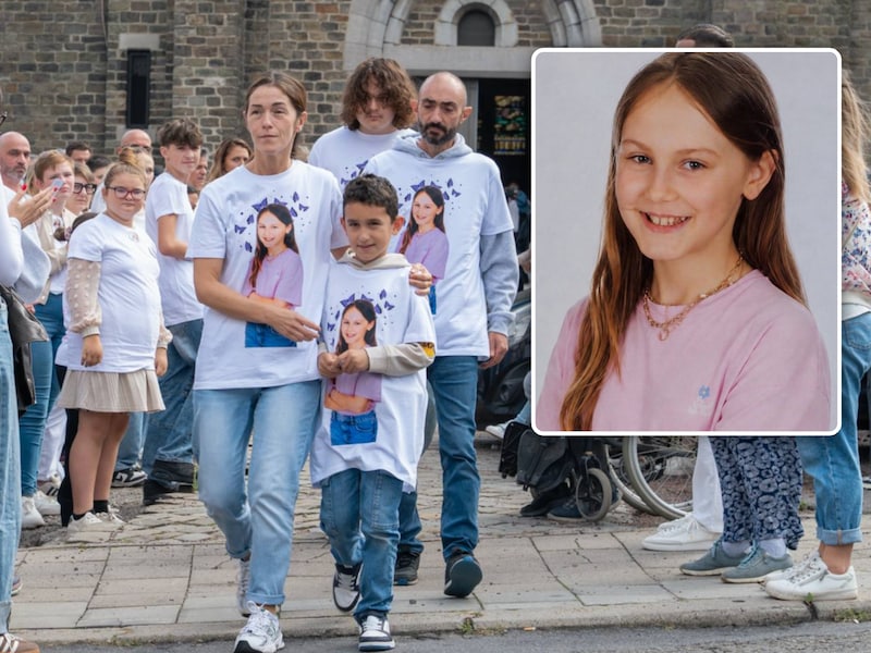 Oléa (14) stapte uit het leven nadat ze online gepest werd. Haar mama getuigt: “Vlak ervoor hebben we nog samen gelachen”