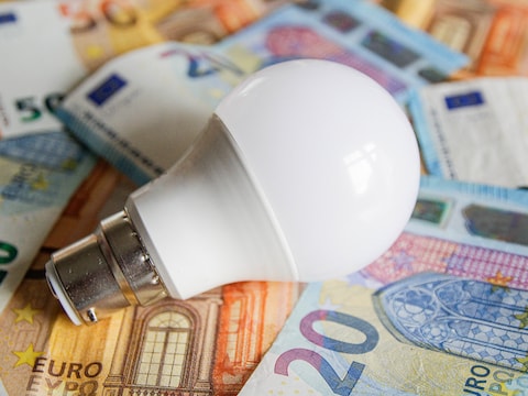 Het capaciteitstarief moet overbelasting van het energienet voorkomen, maar schiet het zijn doel niet voorbij? 
