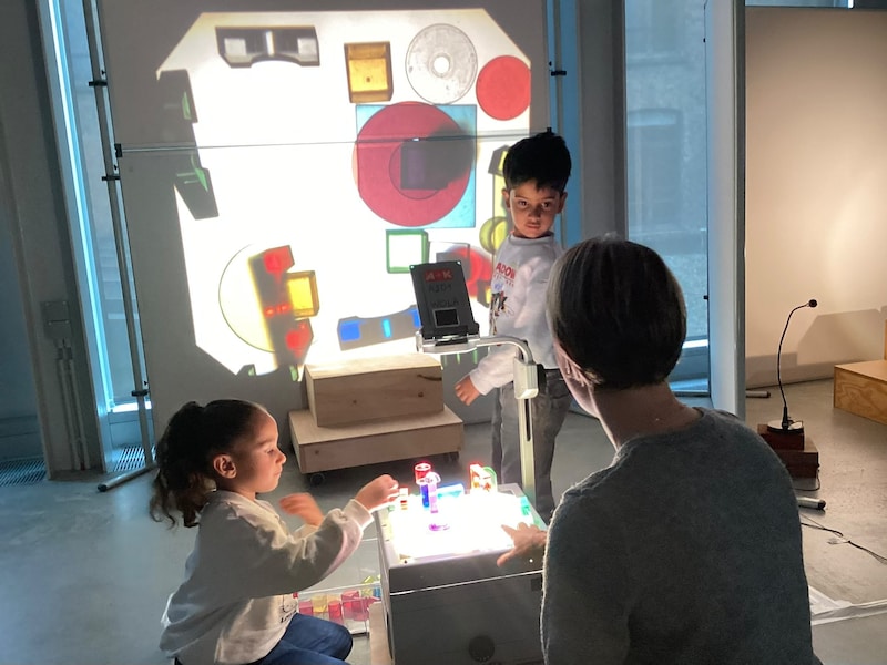 Brusselse kleuters ontdekken wetenschap in Wonderlab van EhB
