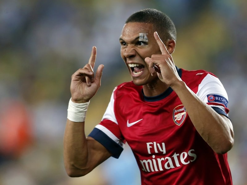 Kieran Gibbs zette de Gunners op 0-1 bij Fenerbahçe.