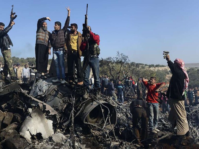 Gisteren haalden Syrische rebellen al een gevechtsvliegtuig van het regeringsleger uit de lucht.