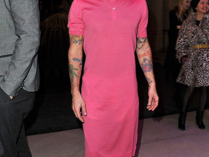 Marc Jacobs in zijn roze polojurk