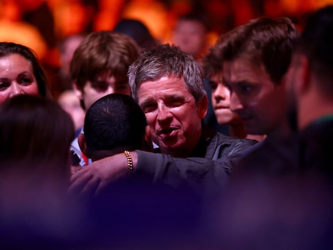 Na Liam hint nu ook Noel Gallagher op nieuwe Oasis-shows in 2027