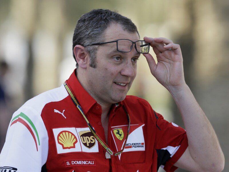 Stefano Domenicali stapt op als teambaas van F1-renstal Ferrari.