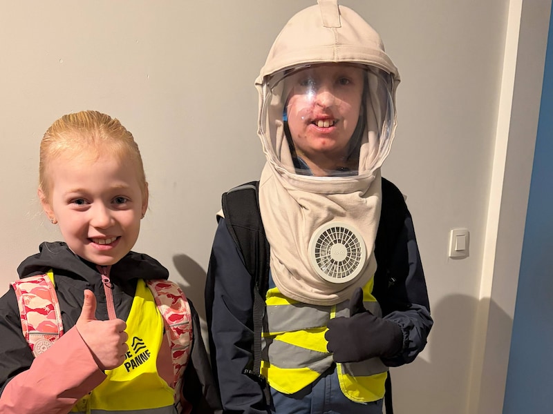 Eerste schooldag voor ‘maankindje’ Ilano (10) uit De Panne: “De klas werd aangepast zodat hij veilig les kan volgen”