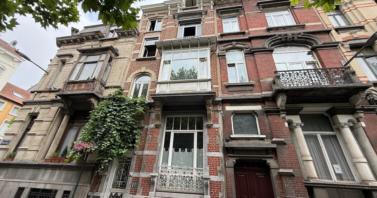 Woningbrand in Sint-Joost-ten-Node: appartement onbewoonbaar verklaard | Brussel