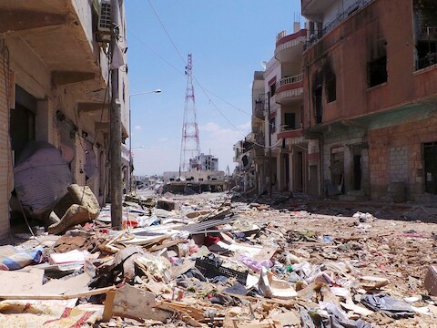 Verwoeste gebouwen in Deraa, waar de Syrische opstand in maart 2011 begon.