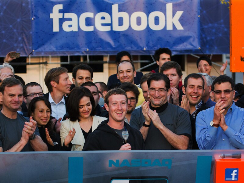 Technische problemen zorgden er op 18 mei 2012 voor dat de openingskoers van Facebook vastliep.