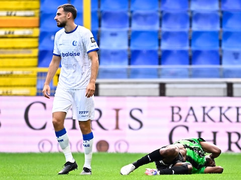 Japanse ref leidt Cercle-Gent met eerste basisplaats voor Balikwisha,  Vanzeir mag niet spelen tegen moederclub
