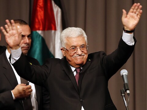 De eenheidsregering van de Palestijnse president Mahmoud Abbas neemt het bestuur in de Gazastrook over.