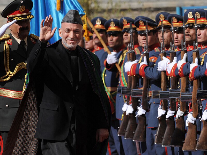 De Afghaanse president Hamid Karzai bij zijn inauguratie.