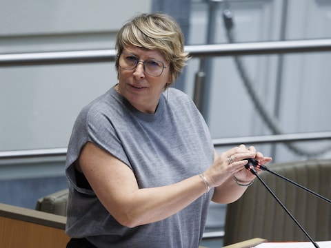 Minister van Gelijke Kansen Caroline Gennez (Vooruit).