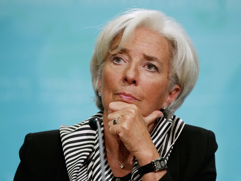 Het IMF van Lagarde voorspelt dat de economie in de eurozone nog verder krimpt.