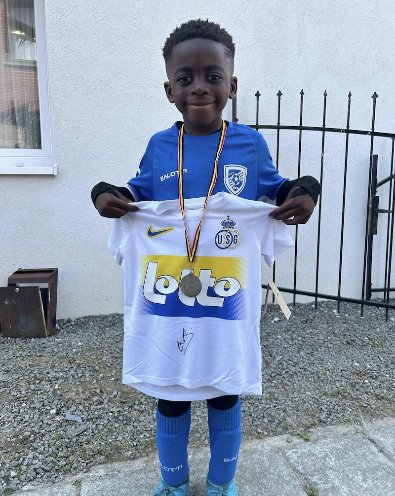 Slachtoffer Jean, hier met een shirt van de Brusselse club Union.