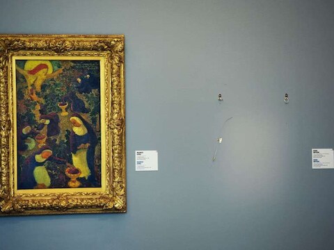 Op de lege plek hing een werk van Matisse.