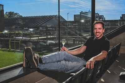 “De kern samenstellen voelt nog altijd een beetje als Football Manager spelen”: voorzitter Sam Kerkhofs over de toekomst van zijn Sporting Hasselt