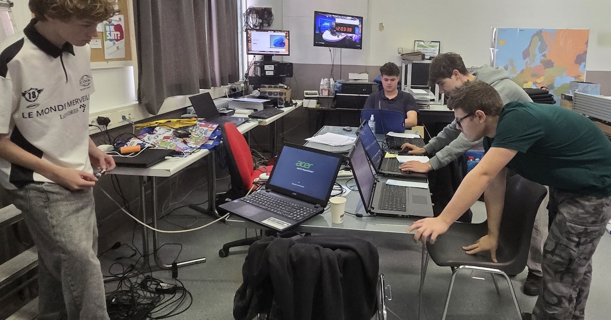 Pop-up van SJI Wetteren geeft oude computers een tweede leven | Regio ...