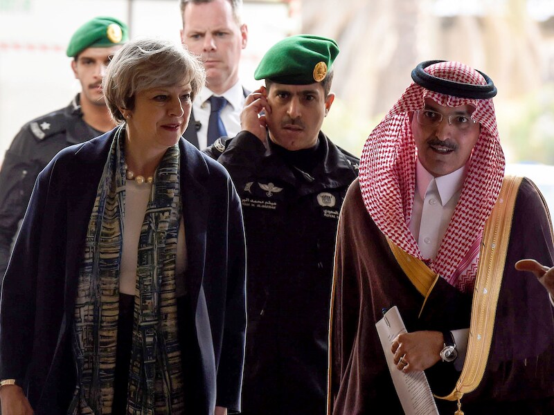 Theresa May ontmoet kroonprins Muhammad bin Nayef van Saoedi-Arabië