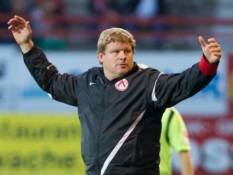 Hein Vanhaezebrouck mort voortaan in het Frans.