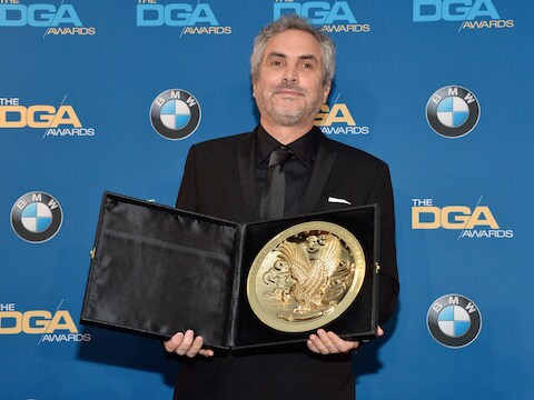 Alfonso Cuaron met zijn Directors Guild Award.