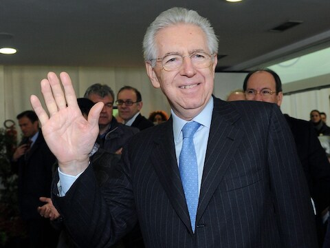 Mario Monti - huidig premier van Italië - wil de kiezers dat recht niet ontnemen.