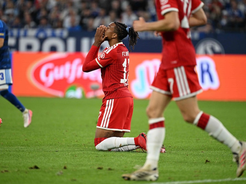 Het eerste puntenverlies van het seizoen voor Vincent Kompany: Bayern raakt niet verder dan scoreloos gelijkspel tegen promovendus Schalke 04