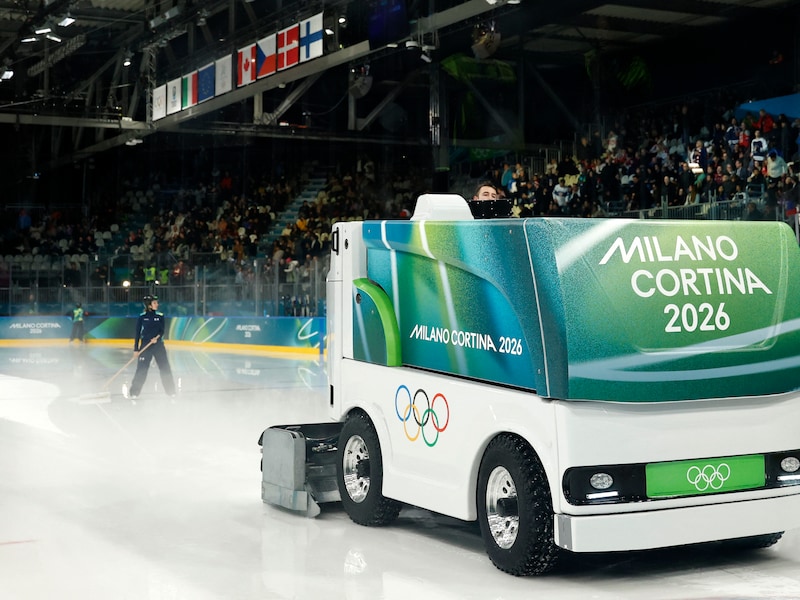 Imposante ijsmachine met kostprijs van BMW full option moet Loena Hendrickx en Nina Pinzarrone overeind houden: dit is de rol van de ‘Zamboni’