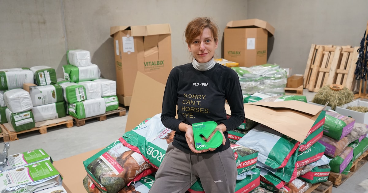 Flo Féa één jaar na opstart al bekroond als beste webshop: “Kennis van gezonde paardenvoeding delen 