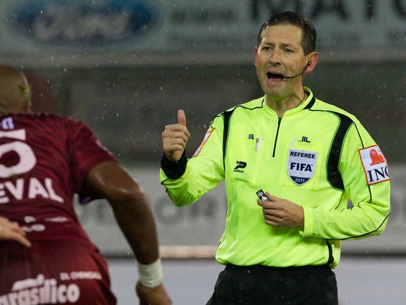 Frank De Bleeckere leidde met Zulte Waregem - Bergen zijn allerlaatste wedstrijd.