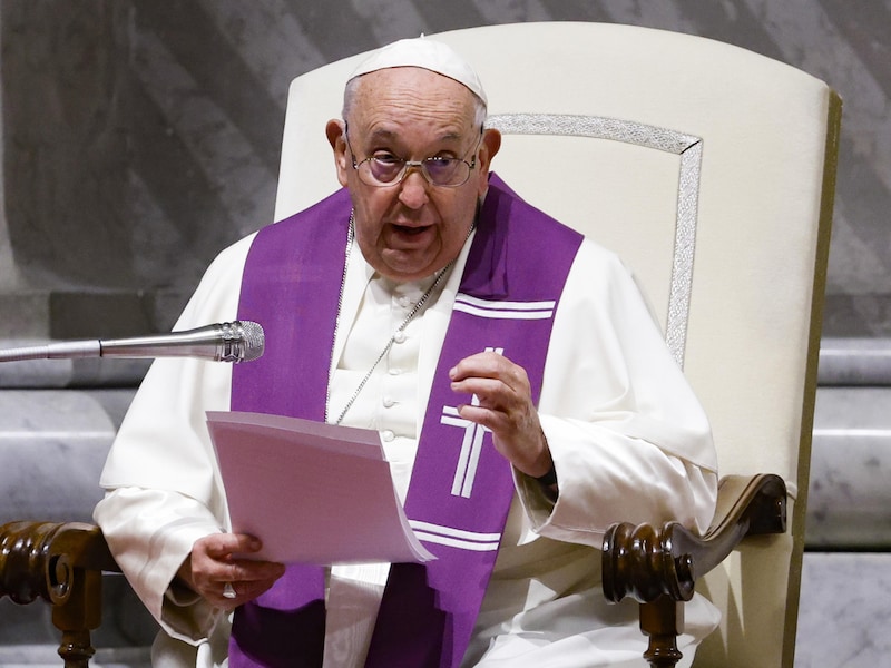 Paus Franciscus vraagt vergiffenis voor zonden van de kerk