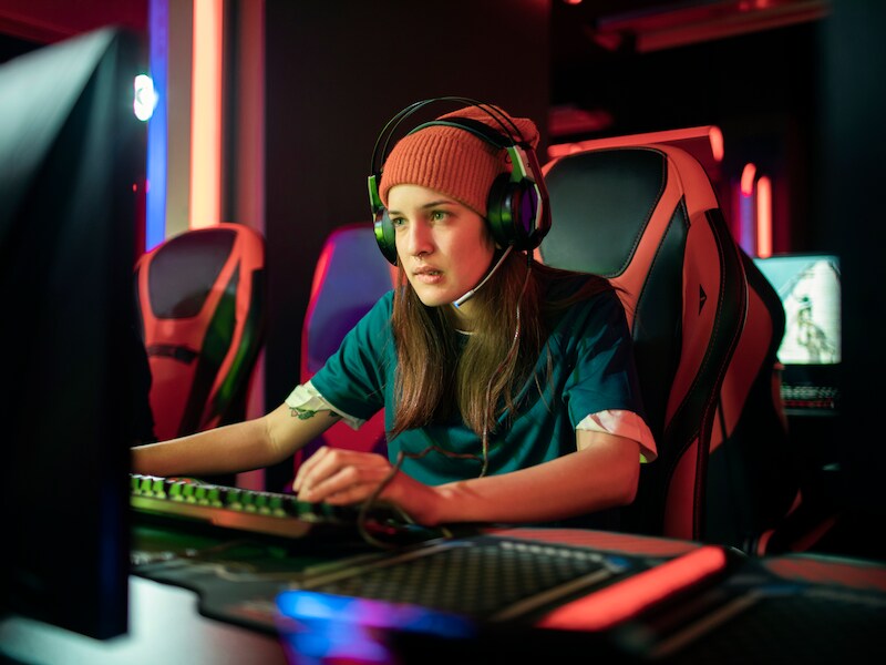 eSports groeit wereldwijd naar 1,4 miljard euro omzet, maar België hinkt achterop: te weinig volk, te weinig poen