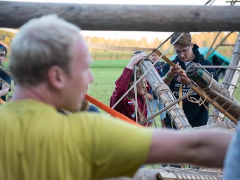 Meer dan 60 jongeren uit België en omstreken zakken af naar het internationale sjorfestival in Kampenhout.