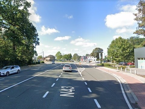 De Kortrijksesteenweg in Sint-Martens-Latem