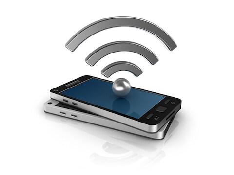 Opladen via wifi zou efficiënter zijn dan via de USB-kabel.