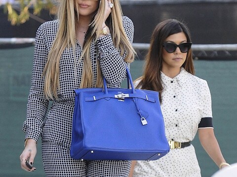 Khloe en haar zus Kourtney gingen samen shoppen in hun eigen winkel.
