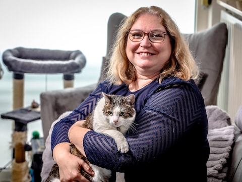Kristle Delmotte is echtgenote van Kris Vandecasteele, de burgemeester van Nieuwpoort.