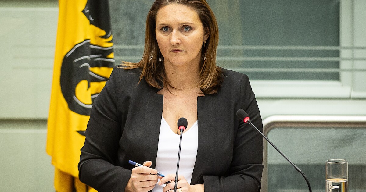 Minister Rutten geen voorstander van verplichte fusies | Binnenland ...
